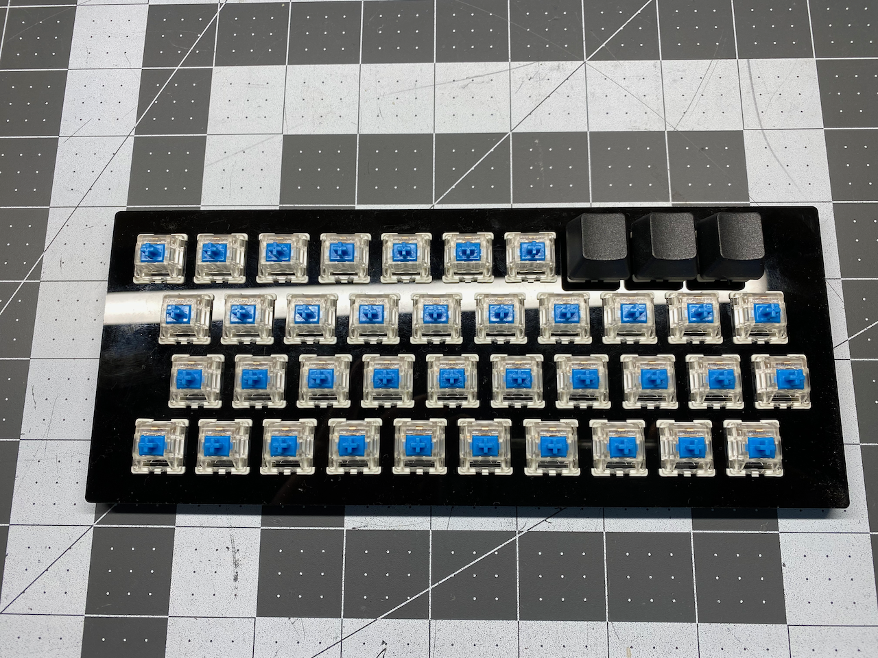 ZX81/TIMEX-SINCLAIR 1000 Custom Mechanical Keyboard Prototype - Part 1